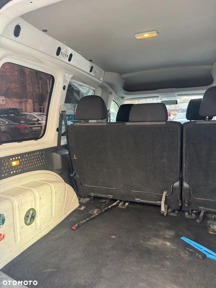 Volkswagen Caddy Standard - 11
