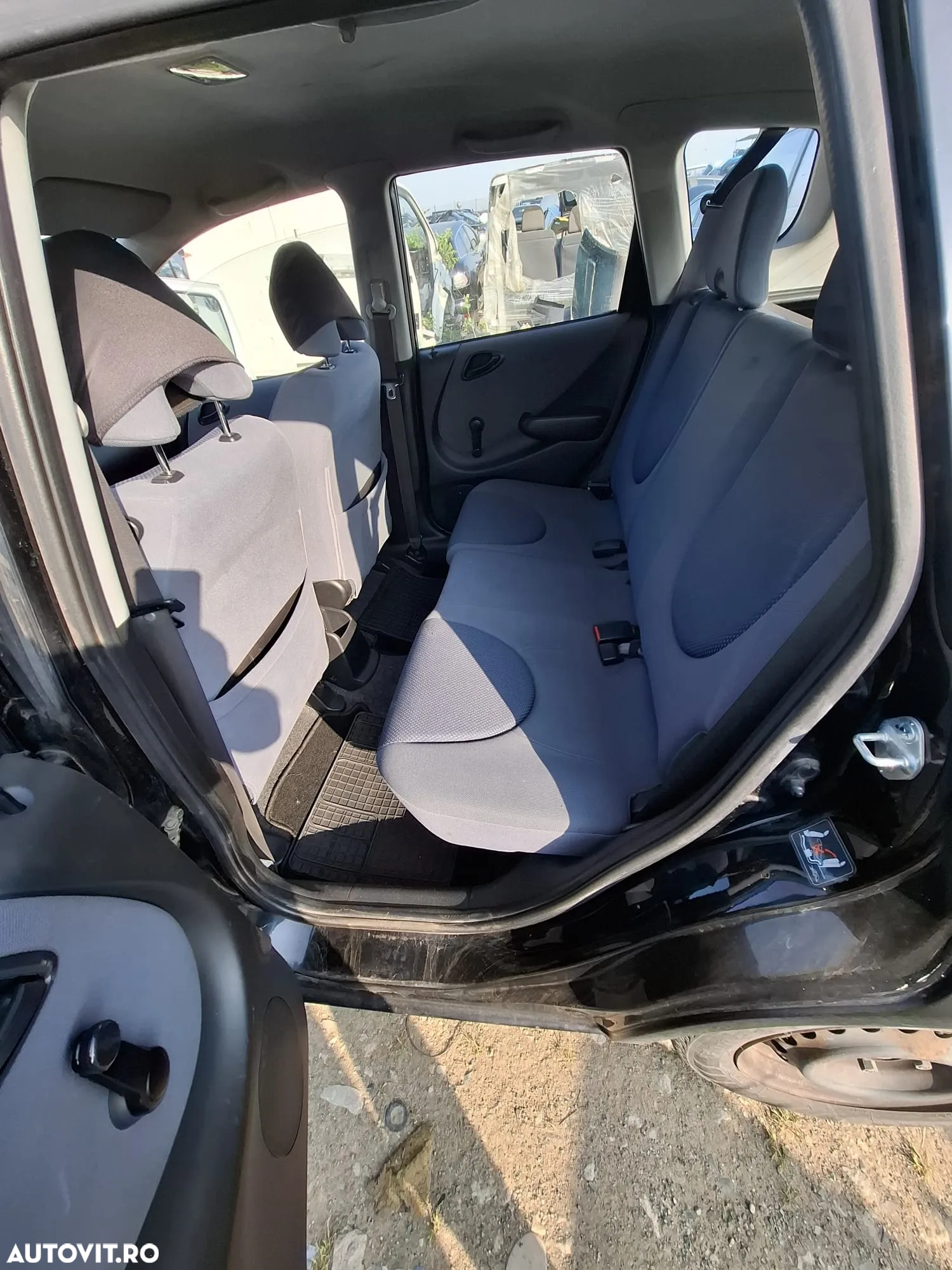 Dezmembrez Honda Jazz - 6