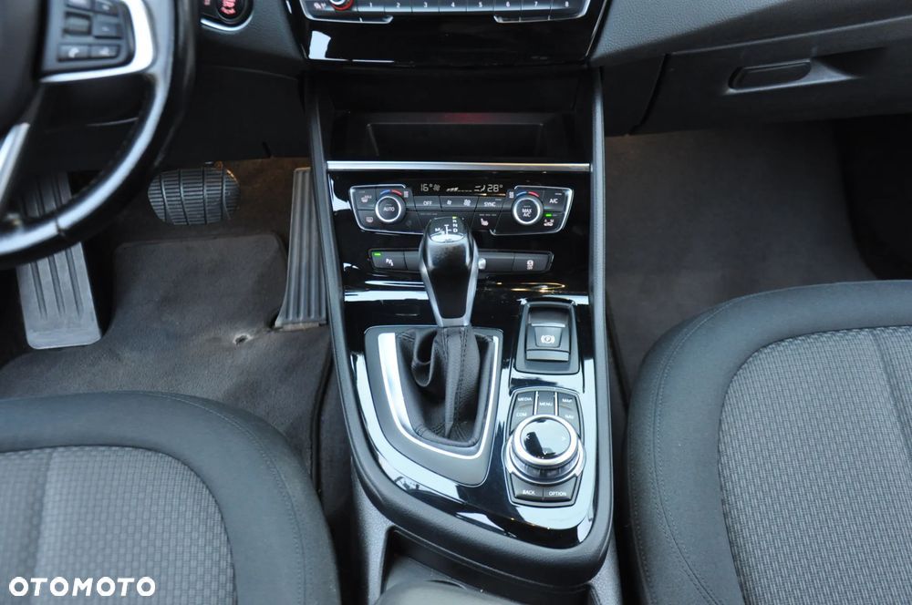 BMW Seria 2 220d Gran Tourer Advantage - 21
