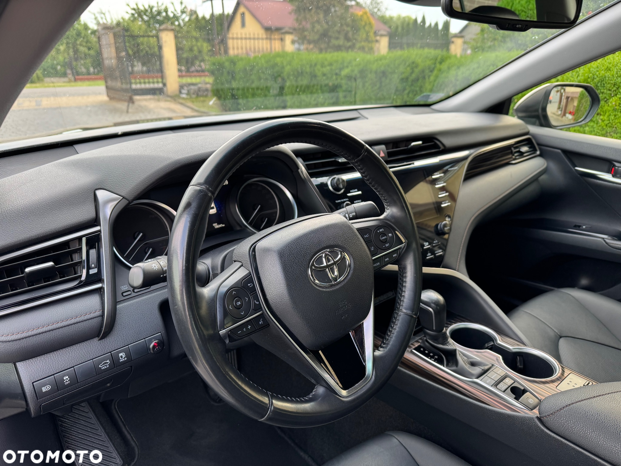 Toyota Camry 2.5 Hybrid Executive CVT - 14