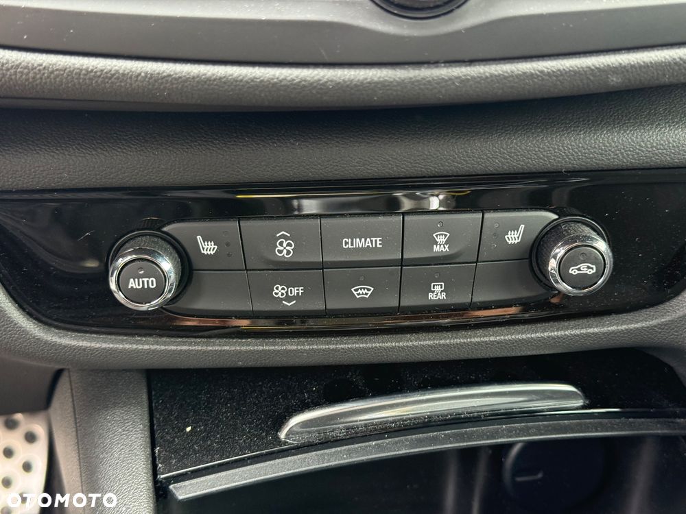 Opel Insignia 2.0 CDTI GS Line S&S - 11