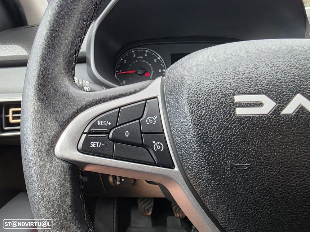 Dacia Jogger 1.0 TCe Extreme 7L - 25