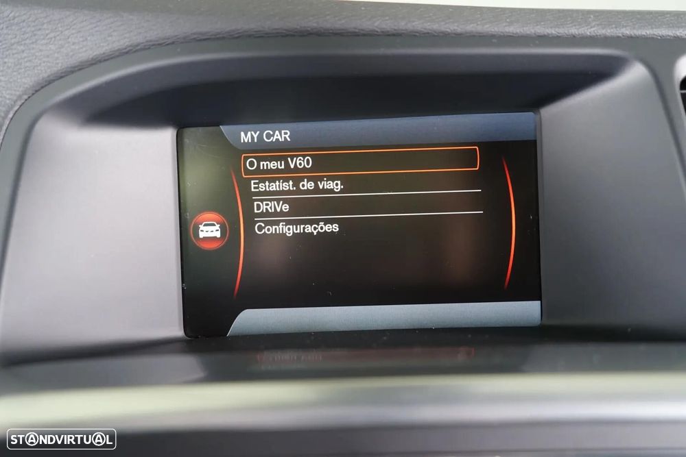 Volvo V60 1.6 D2 Momentum Eco - 33