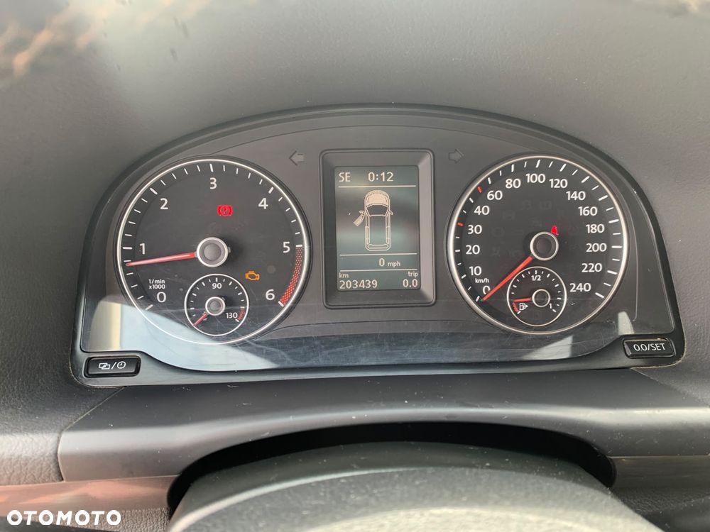 Volkswagen Touran 1.6 TDI DPF BlueMotion Technology Highline - 17