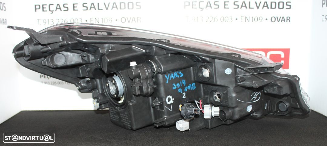 Farol Toyota Yaris de 2014 a 2018 - 3