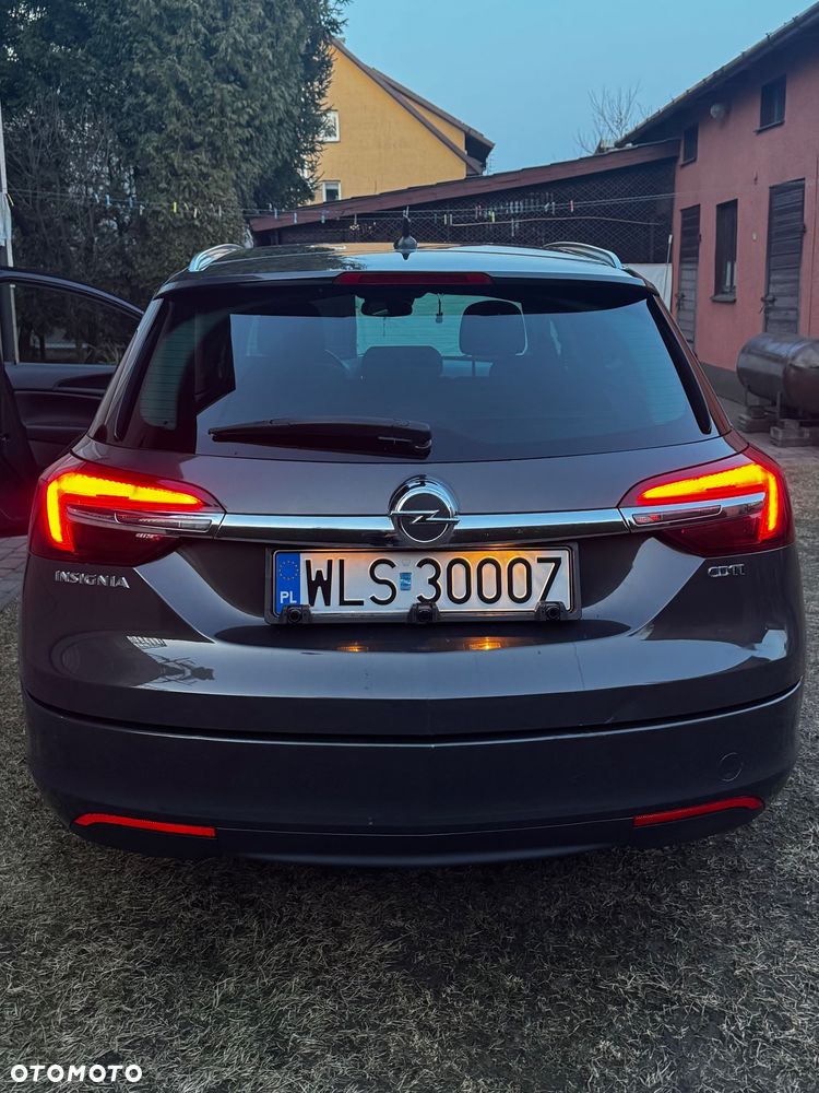 Opel Insignia 2.0 CDTI Executive S&S - 27