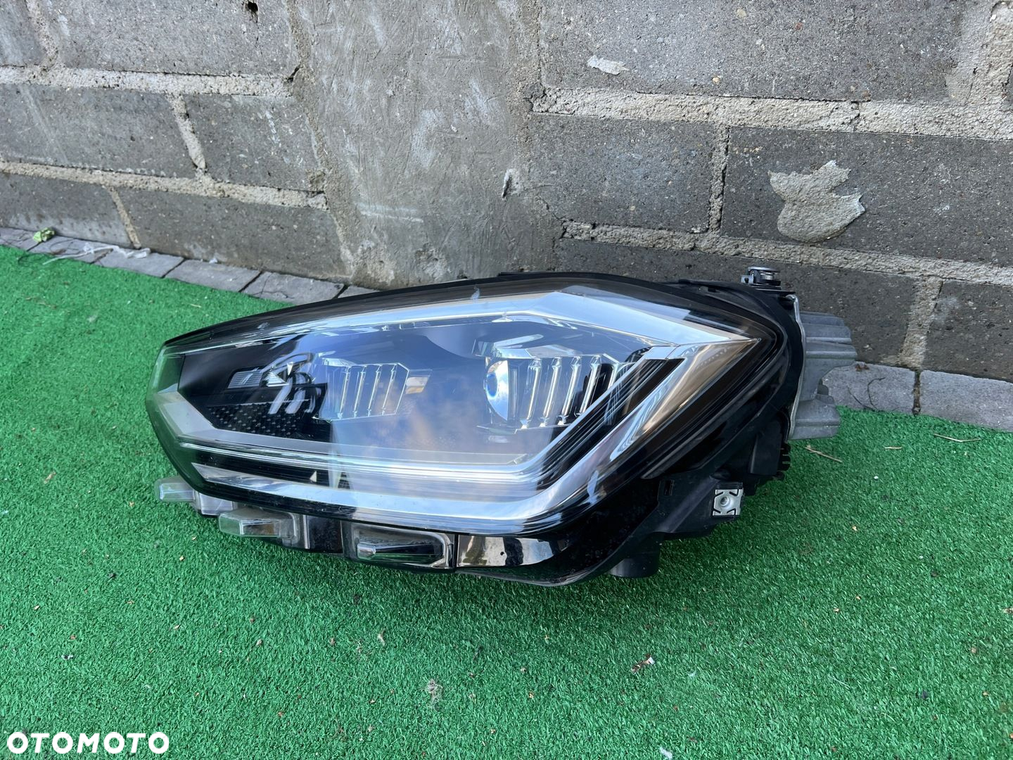 VW GOLF SPORTSVAN LIFT 517941035 FULL LED LAMPA LEWA PRZEDNIA - 4