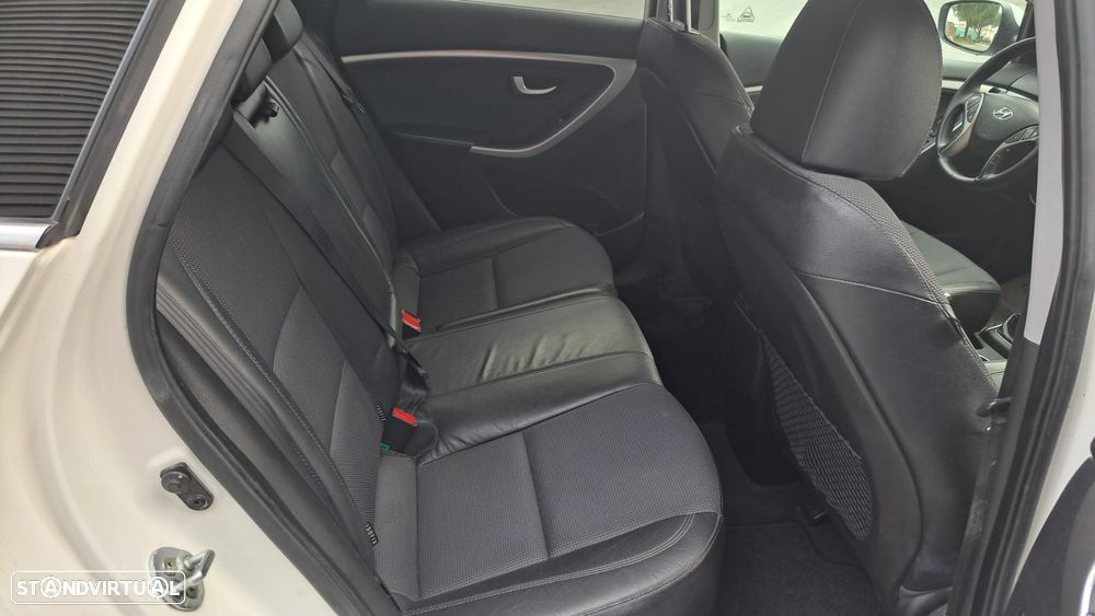 Hyundai i30 SW 1.6 CRDi Style - 7