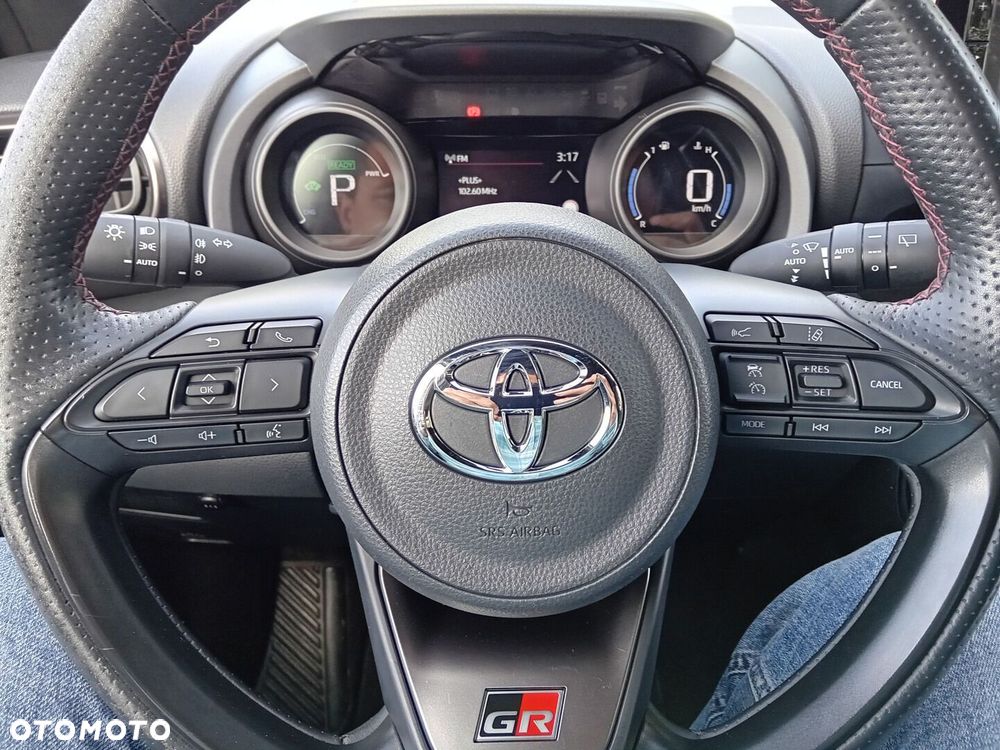 Toyota Yaris - 19