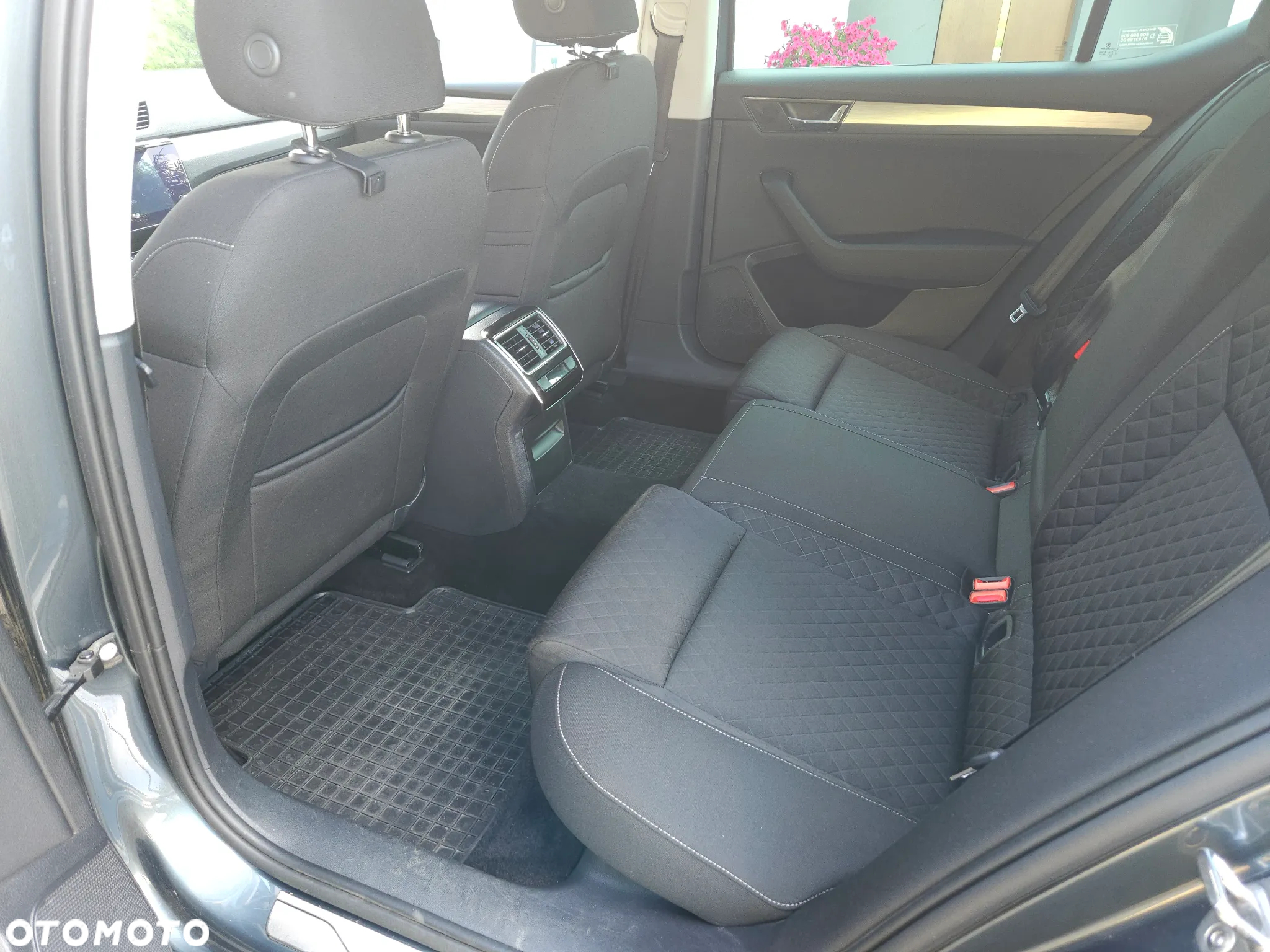Skoda Superb 2.0 TDI Ambition - 31