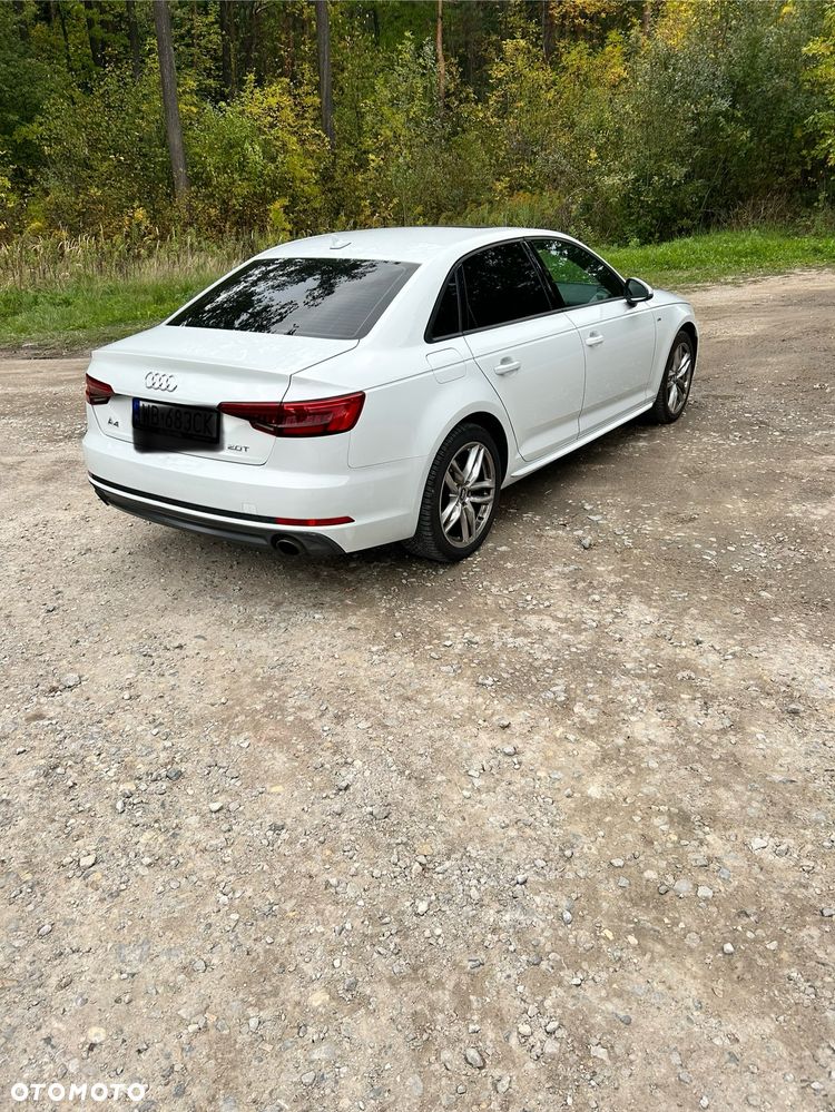 Audi A4 Limousine - 6
