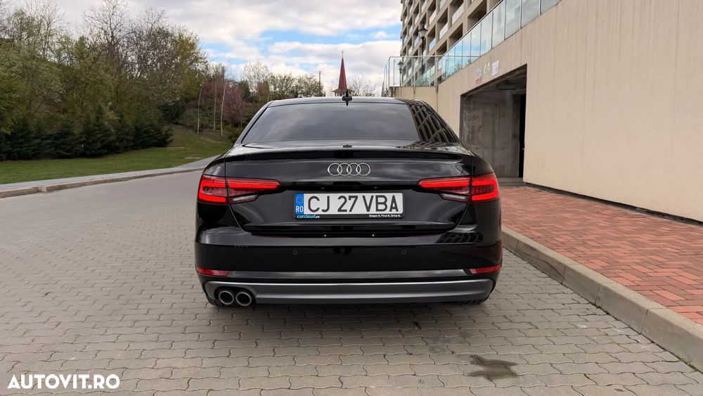 Audi A4 2.0 TDI S tronic Sport - 14