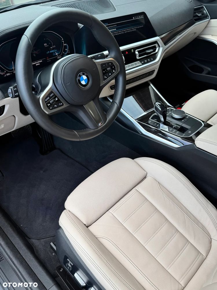 BMW Seria 3 330e Luxury Line sport - 22