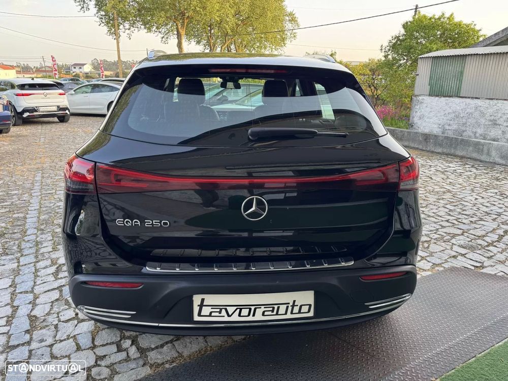 Mercedes-Benz EQA 250 Progressive - 8