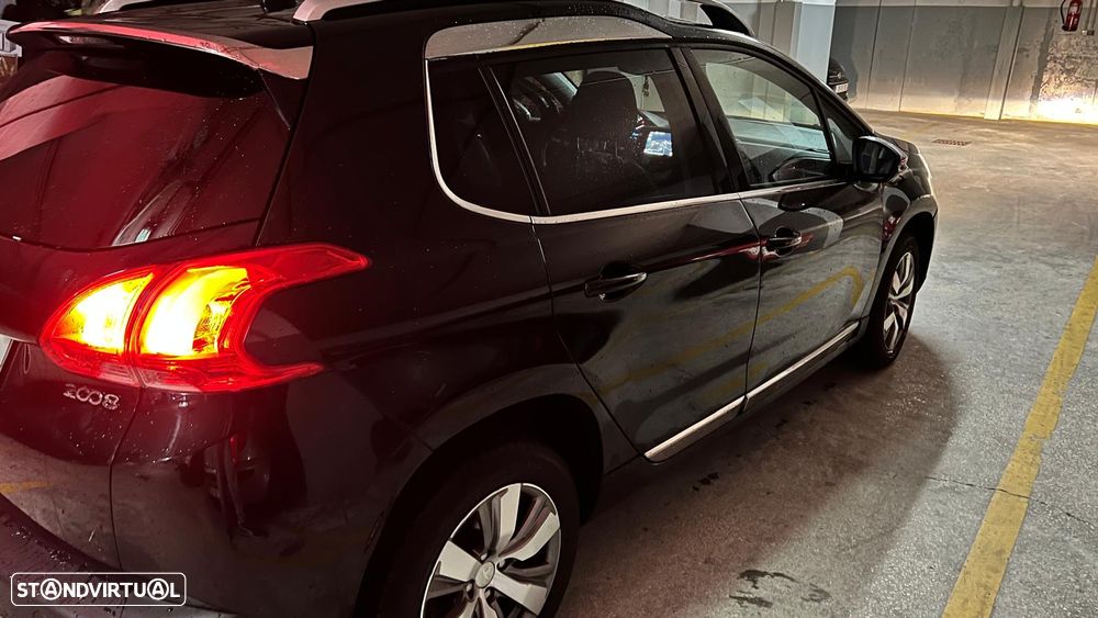 Peugeot 2008 1.4 HDi Allure - 3