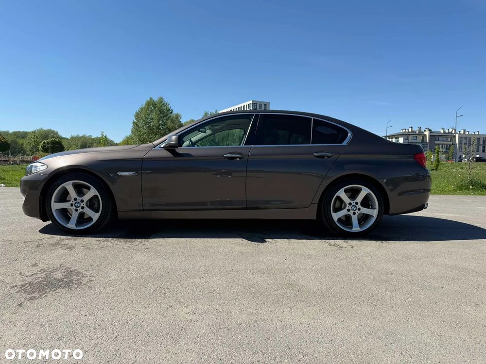 BMW Seria 5 - 12