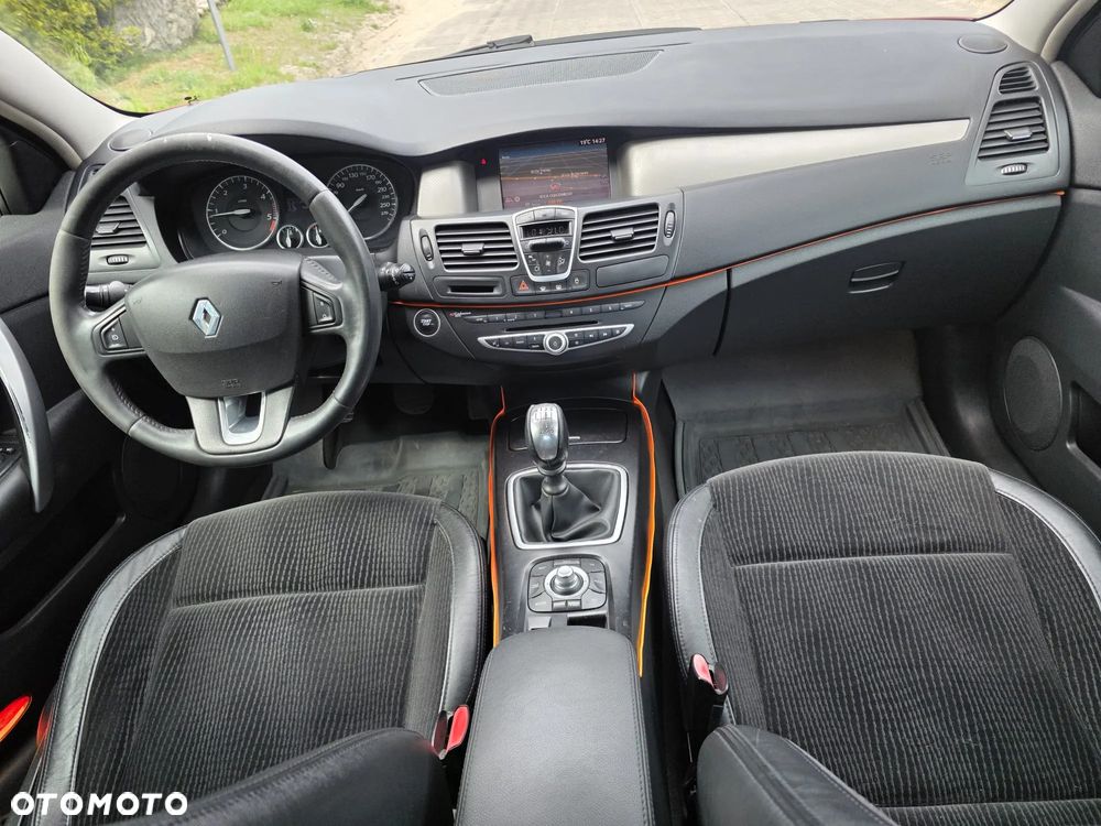 Renault Laguna 2.0 DCi Dynamique - 8