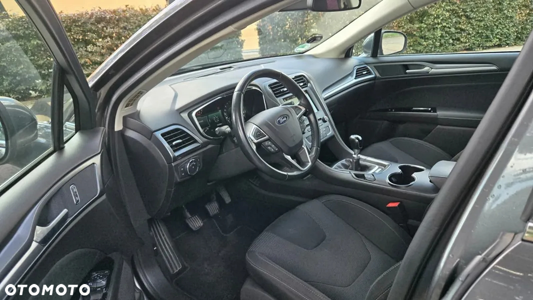 Ford Mondeo 2.0 TDCi Allrad Titanium - 14