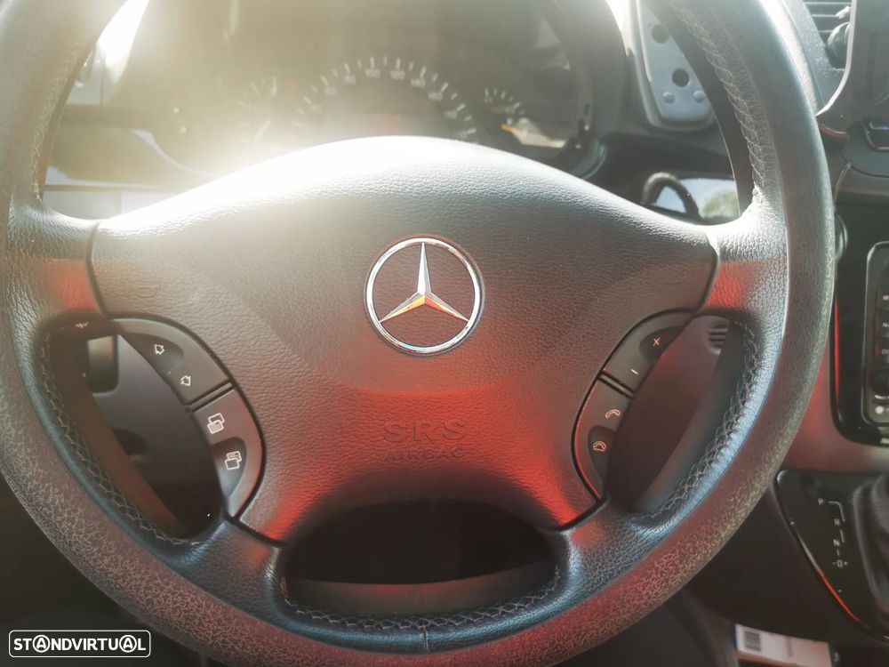 Mercedes-Benz Viano - 12