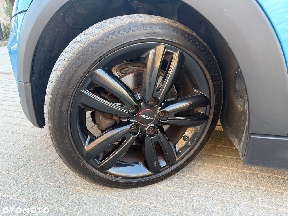 MINI ONE Blackyard - 6