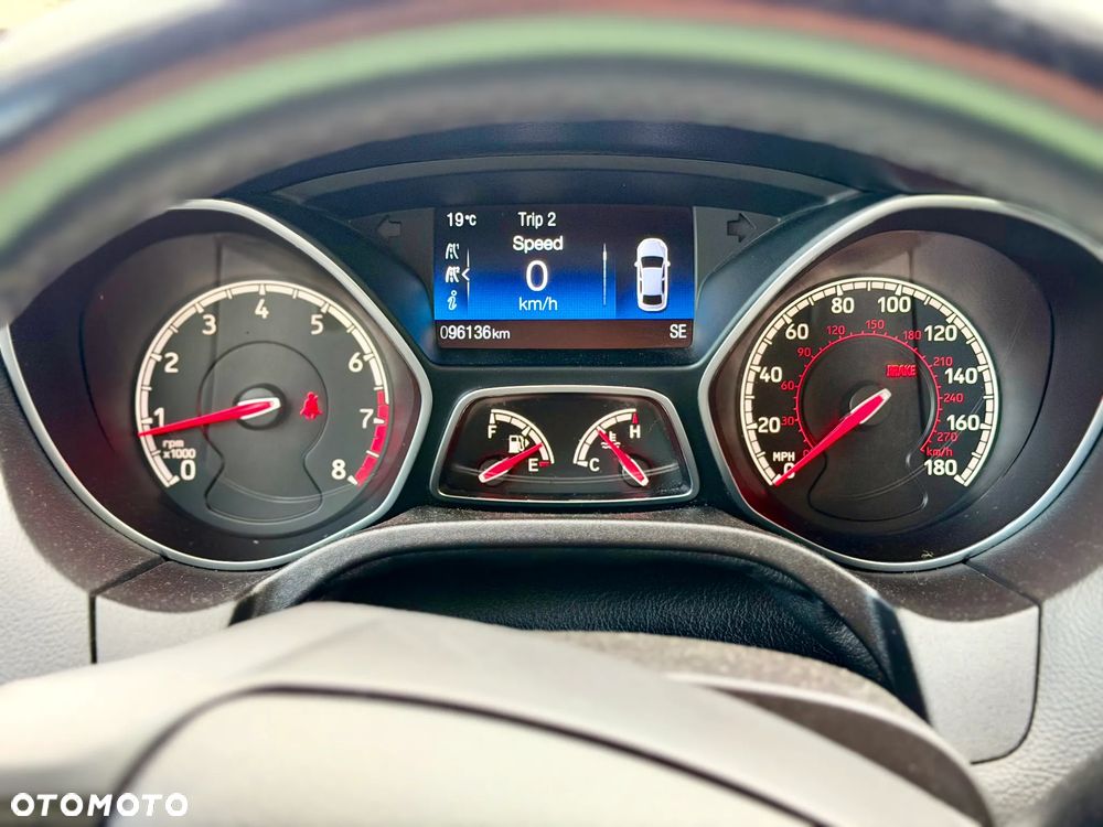 Ford Focus 2.0 EcoBoost ST - 12
