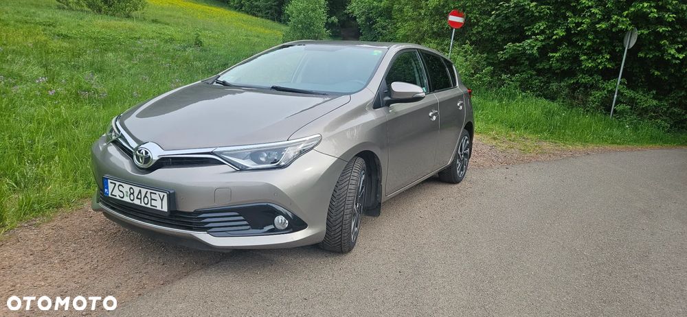 Toyota Auris 1.2 T Dynamic - 3