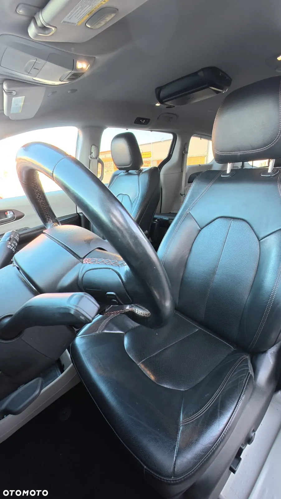 Chrysler Pacifica - 20