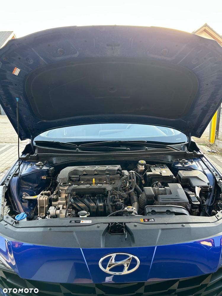 Hyundai Elantra 1.6 Modern - 23