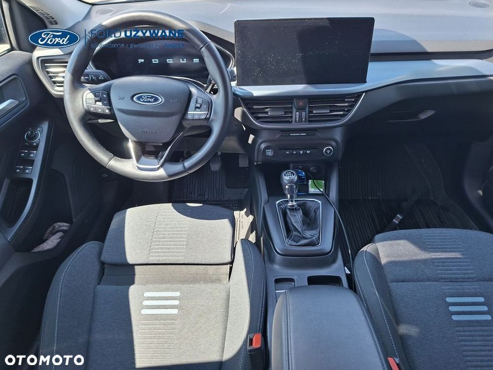 Ford Focus - 8