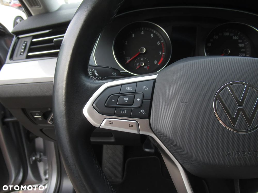 Volkswagen Passat 1.5 TSI EVO Business DSG - 12