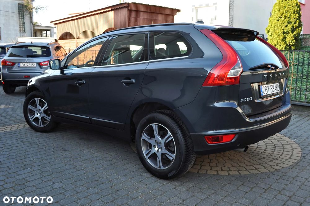 Volvo XC 60 D3 Momentum - 7