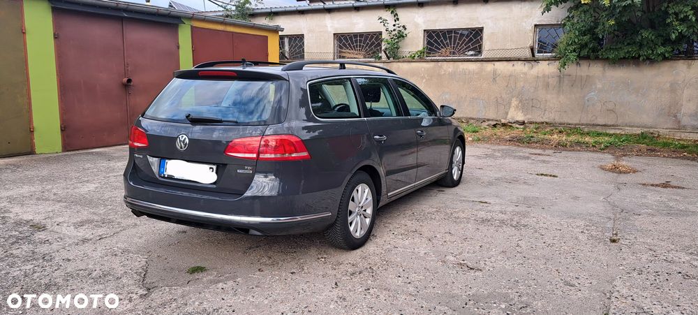 Volkswagen Passat 1.6 TDI (BlueMotion Technology) Comfortline - 6