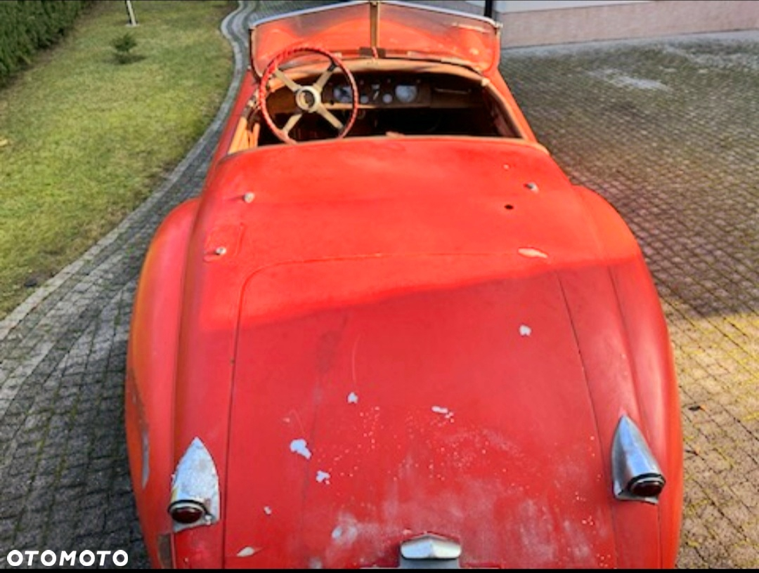 Jaguar XK - 6