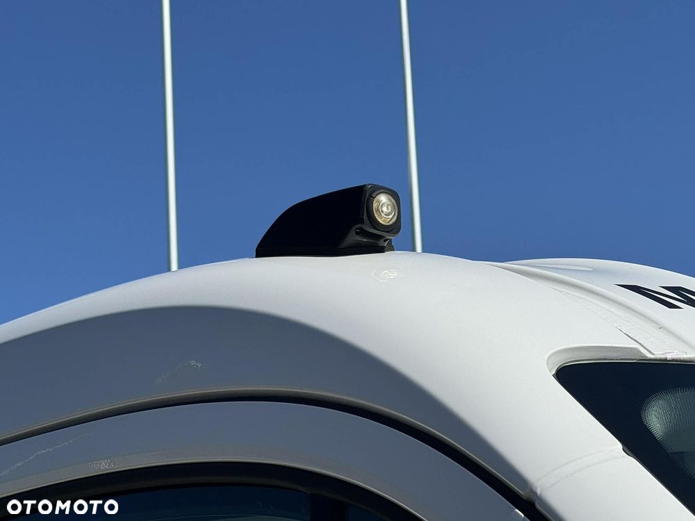 MAN TGE 3.140 DOKA 4X2 7-osobowa - 19