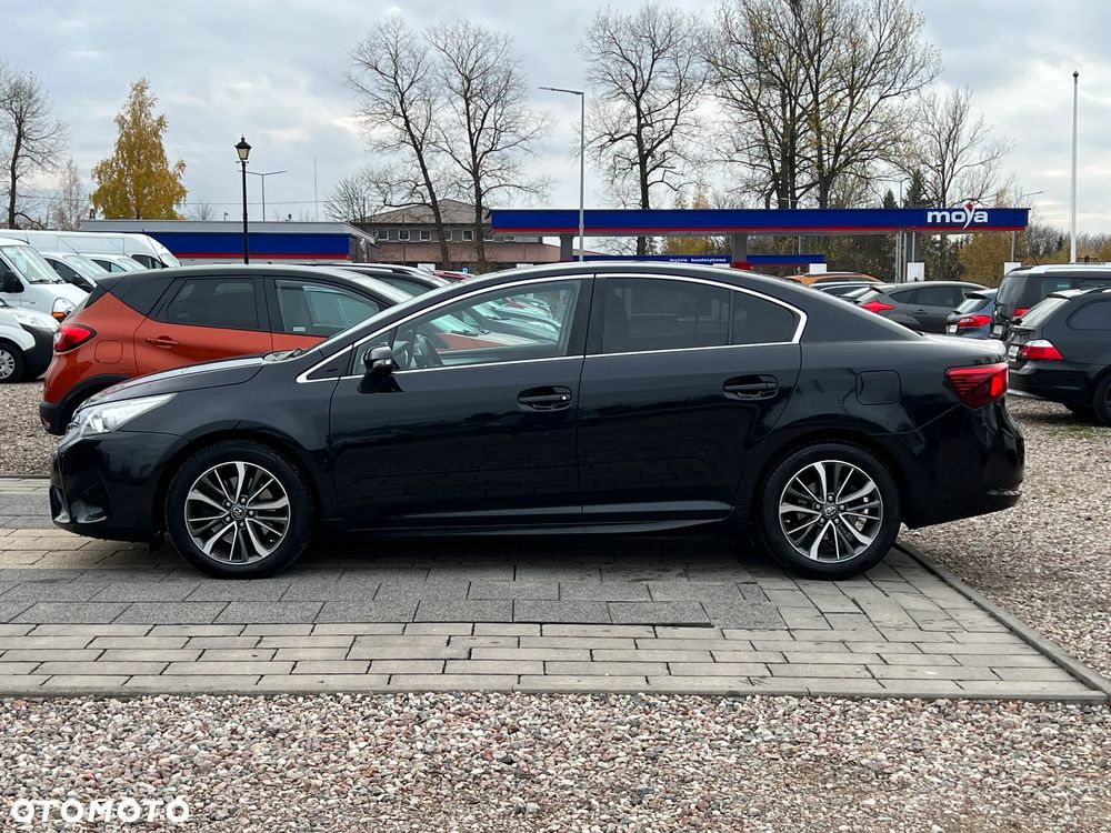 Toyota Avensis 2.0 D-4D Prestige - 12