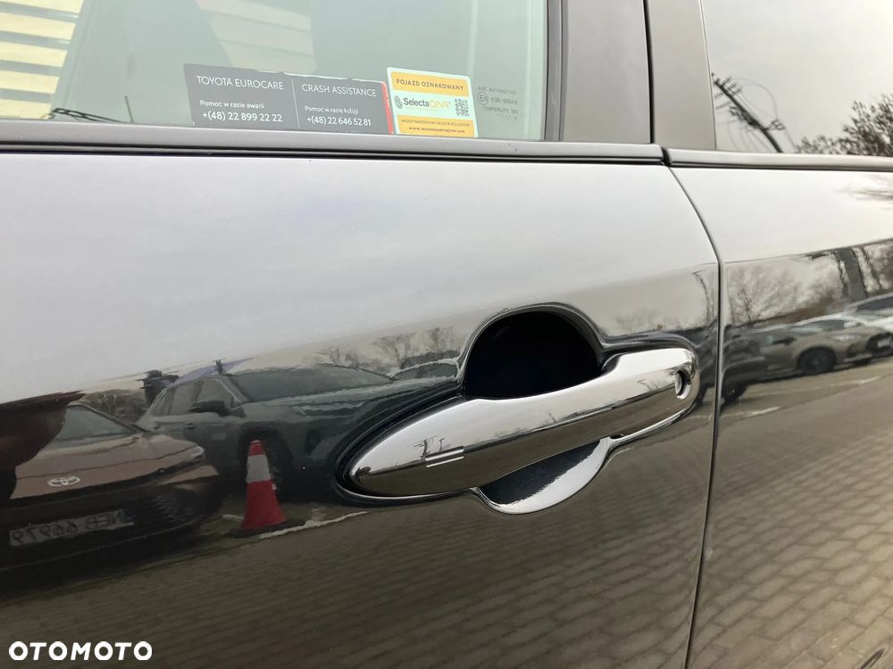 Toyota Corolla 1.8 Hybrid Comfort - 16