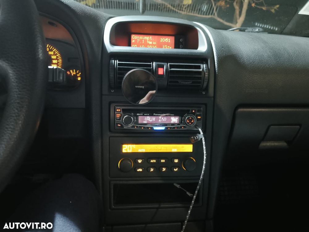 Opel Astra - 8