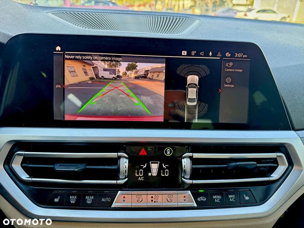 BMW Seria 3 330i M Sport - 10