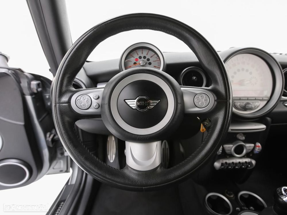 MINI Clubman John Cooper Works - 13