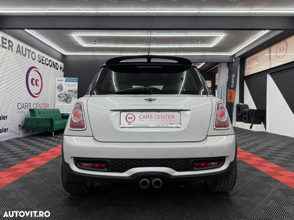 Mini Cooper S Standard - 13