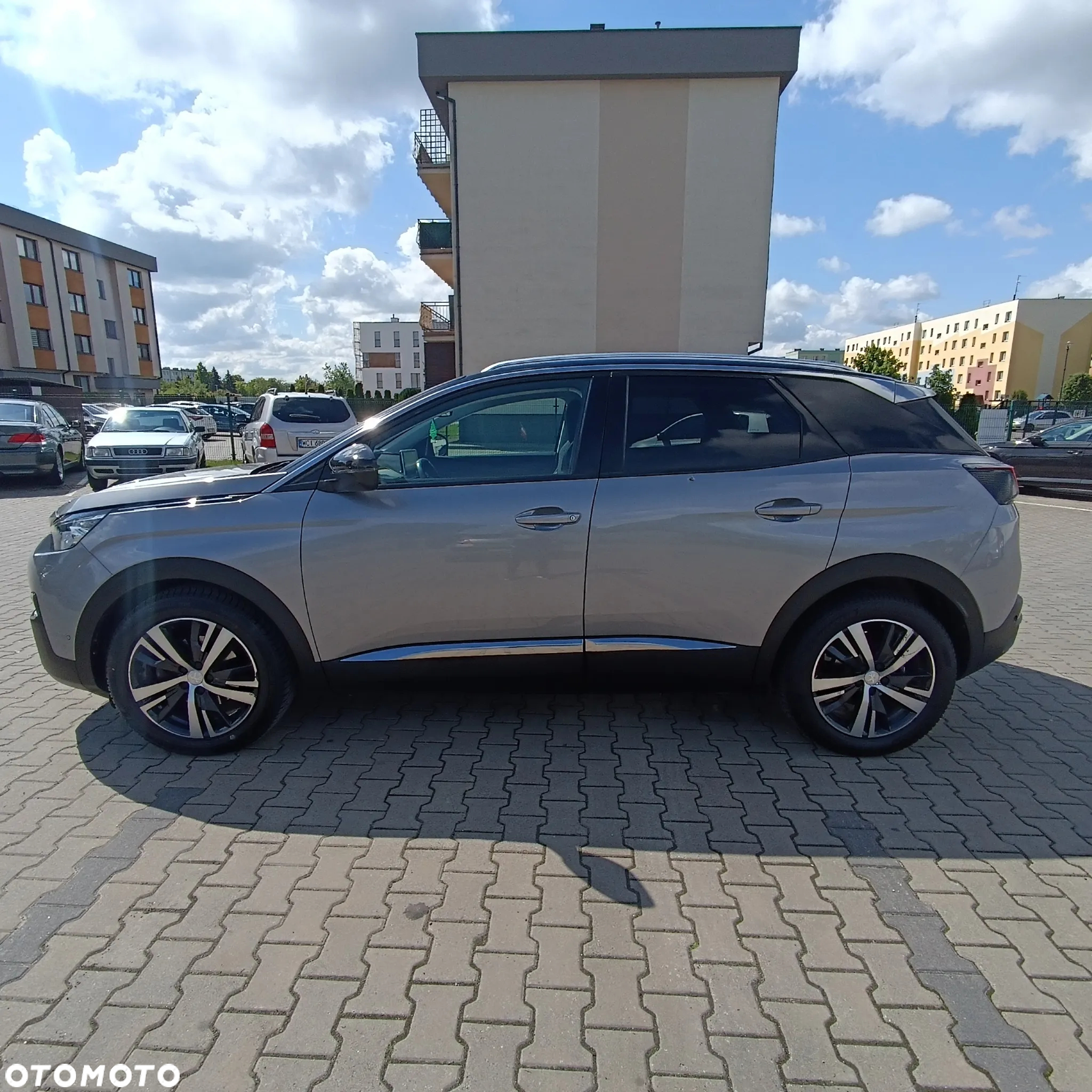 Peugeot 3008 1.2 PureTech Allure Pack S&S - 6