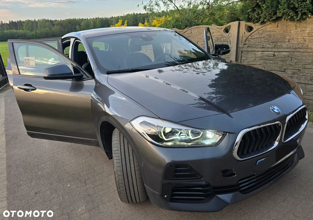 BMW X2 sDrive18d Edition M Mesh - 1