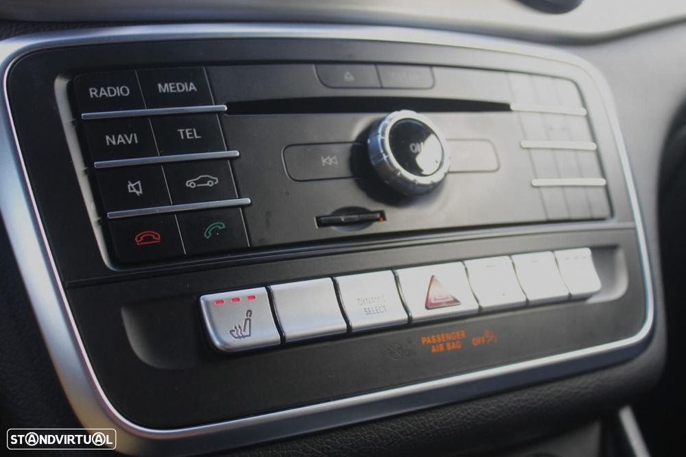 Mercedes-Benz CLA 200 d Shooting Brake AMG Line Aut. - 34