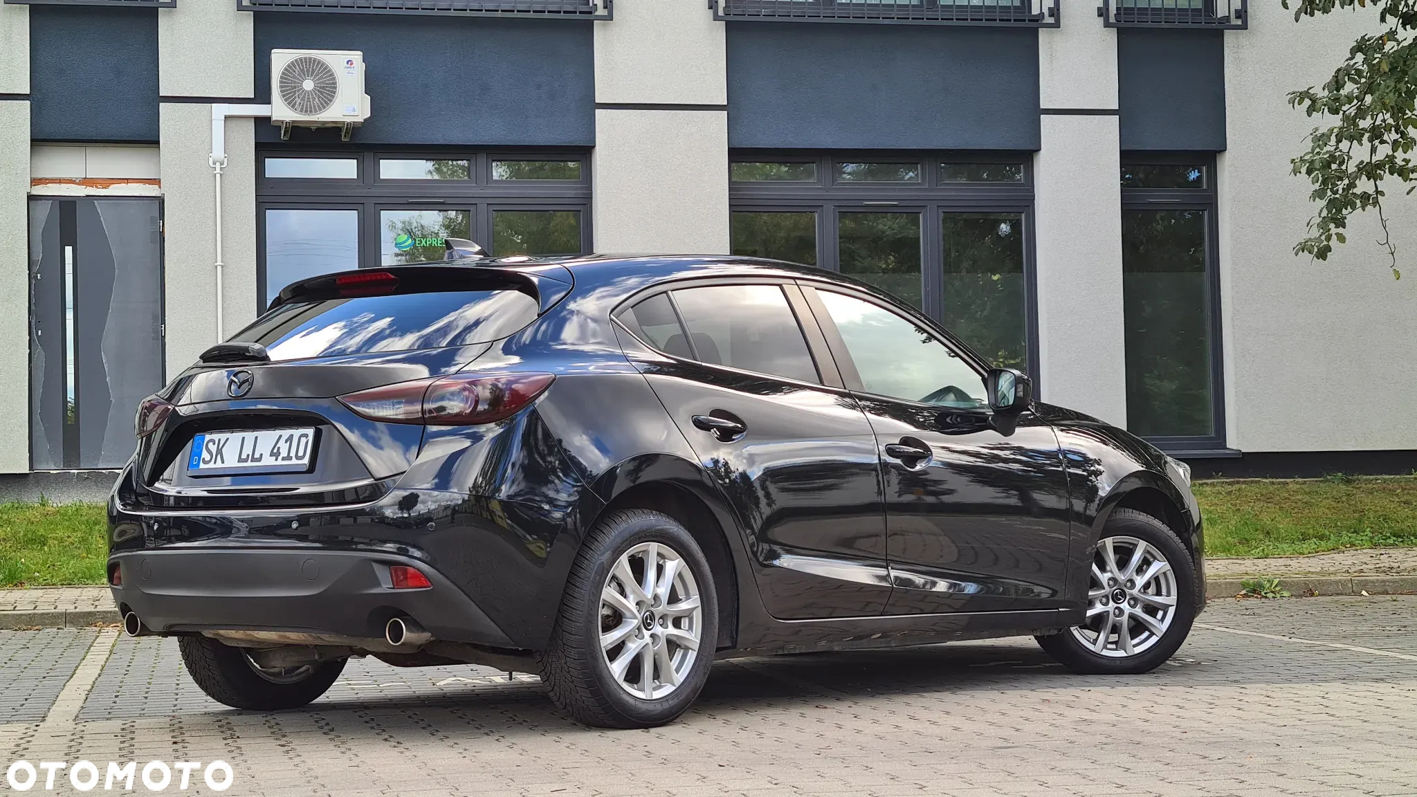 Mazda 3 - 5
