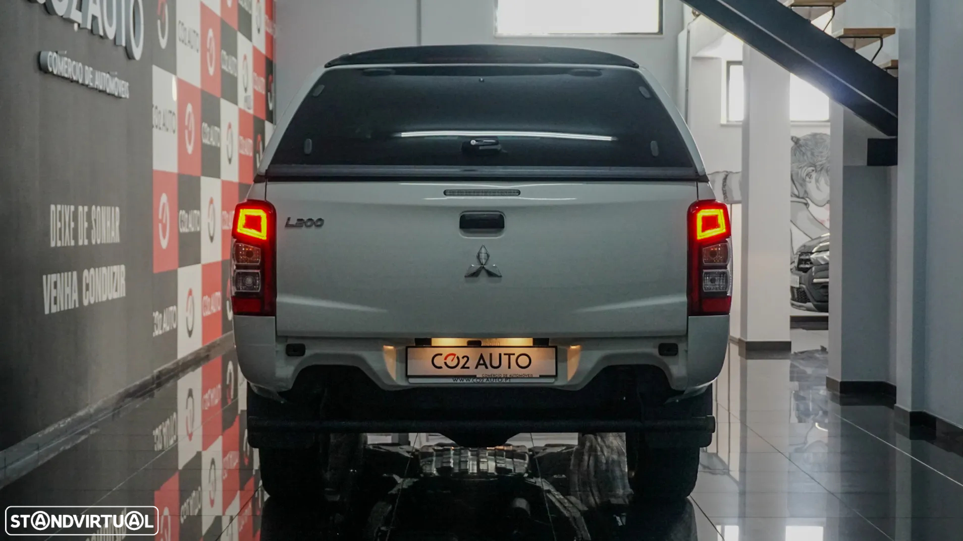 Mitsubishi L200 2.3 DI-D CD Invite 4WD - 4