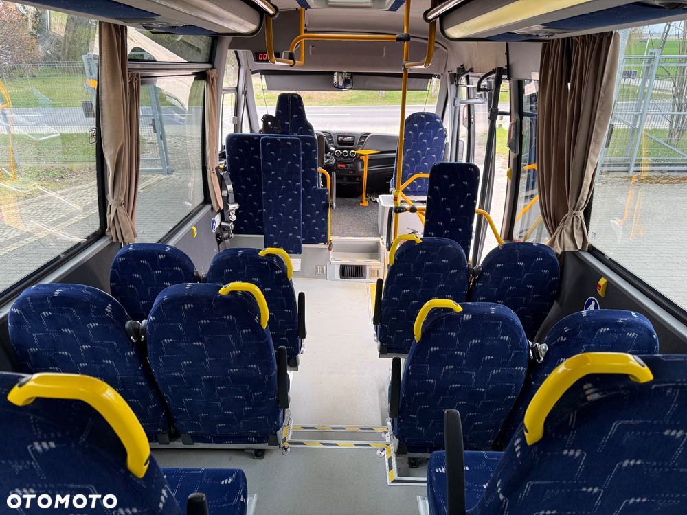 Iveco Rosero First - 15