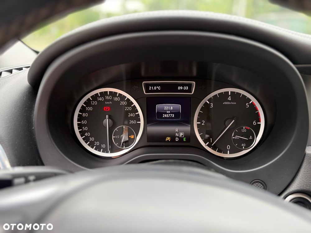 Infiniti Q30 1.5d Premium 7DCT - 12