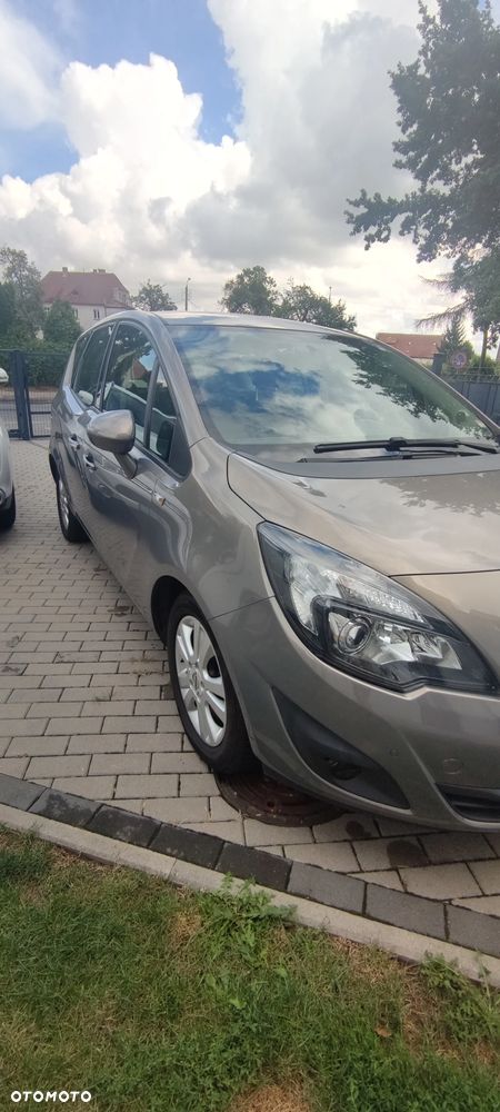 Opel Meriva - 22