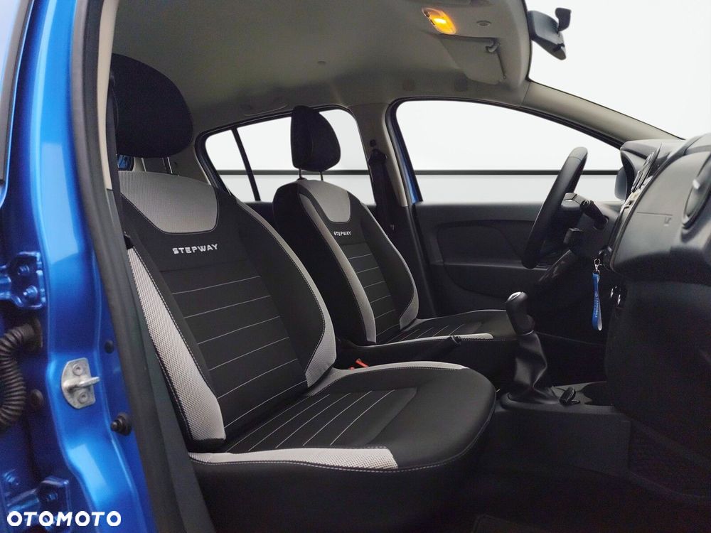 Dacia Sandero - 17