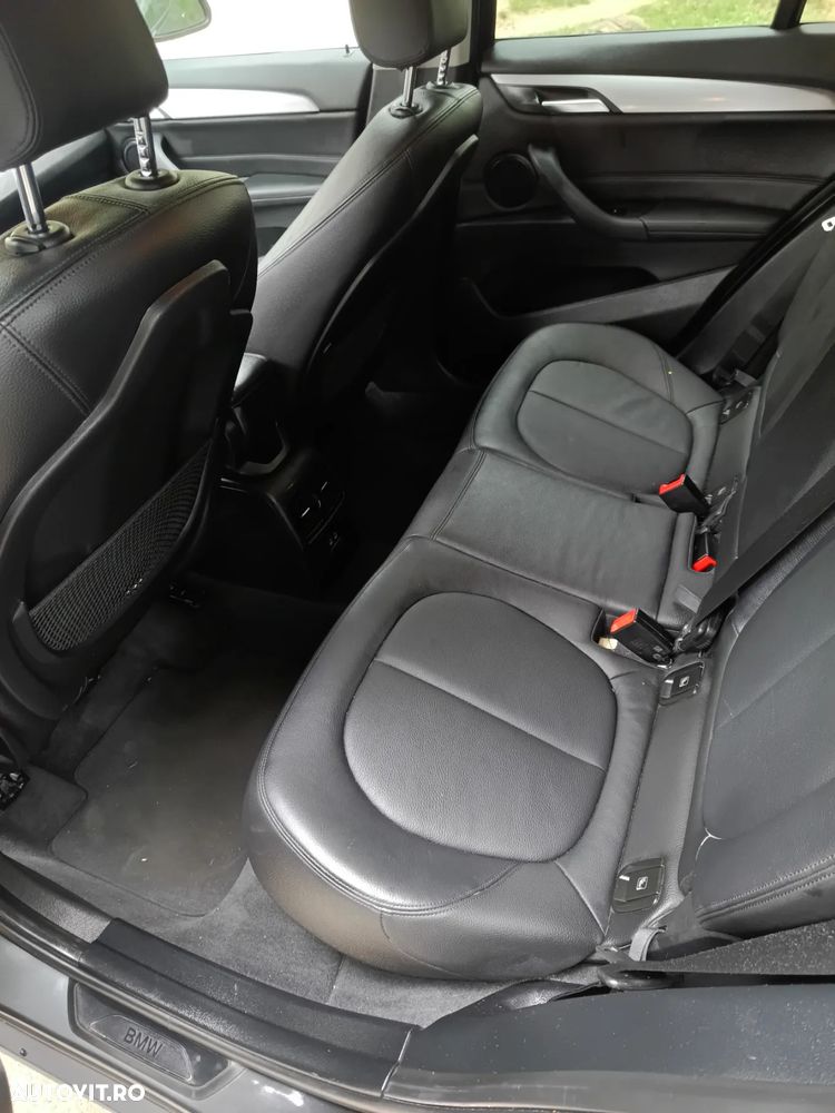 BMW X1 sDrive18i - 9